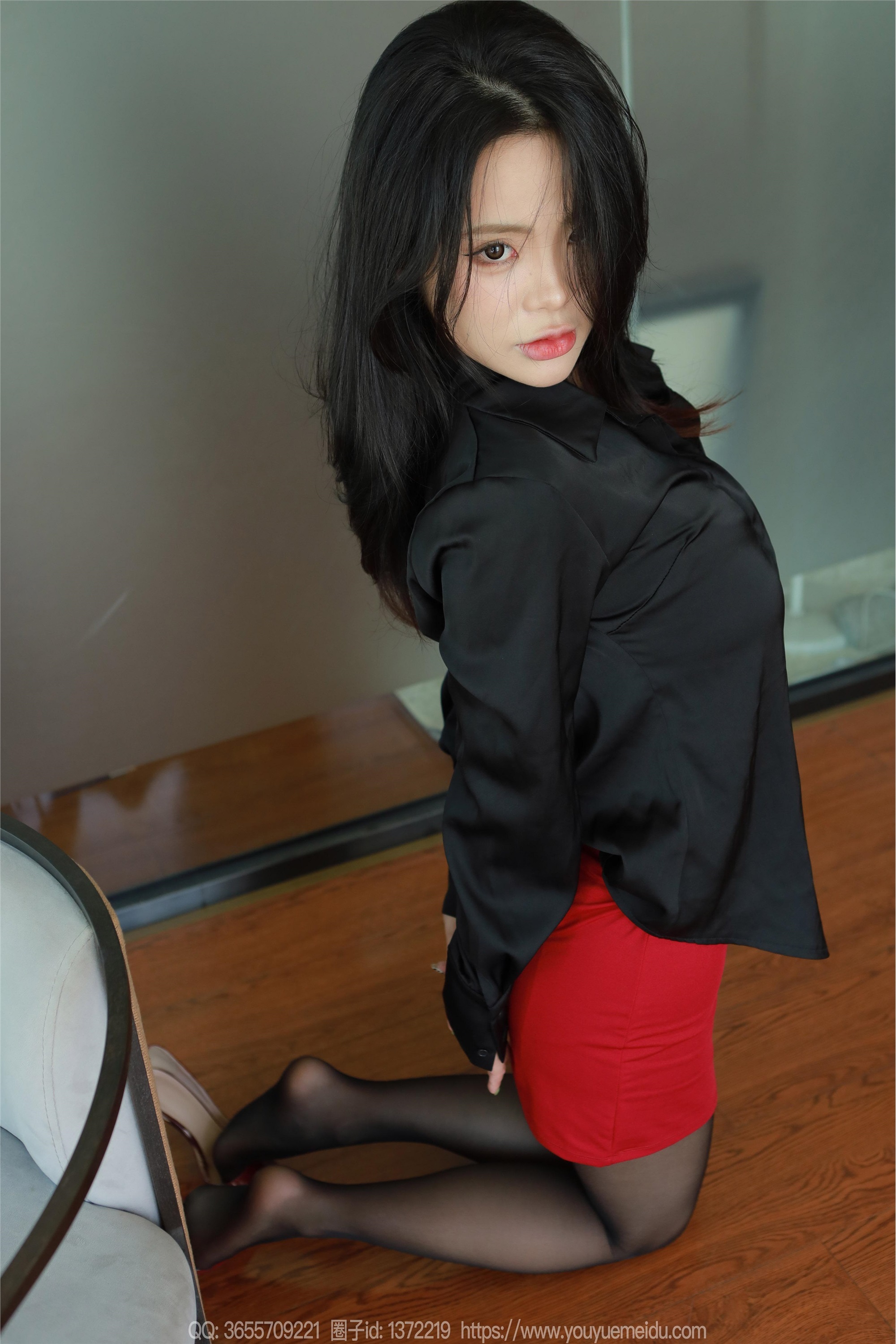 IESS异思趣向  2024.10.13 丝享家 1870 兔兔《黑丝红裙（下）》